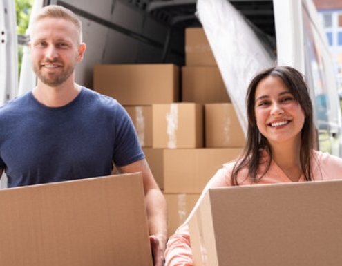 moving_canstockphoto84575238 1030x385