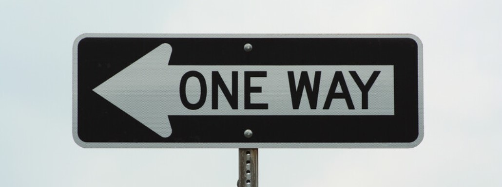 one way_canstockphoto771978 1030x385